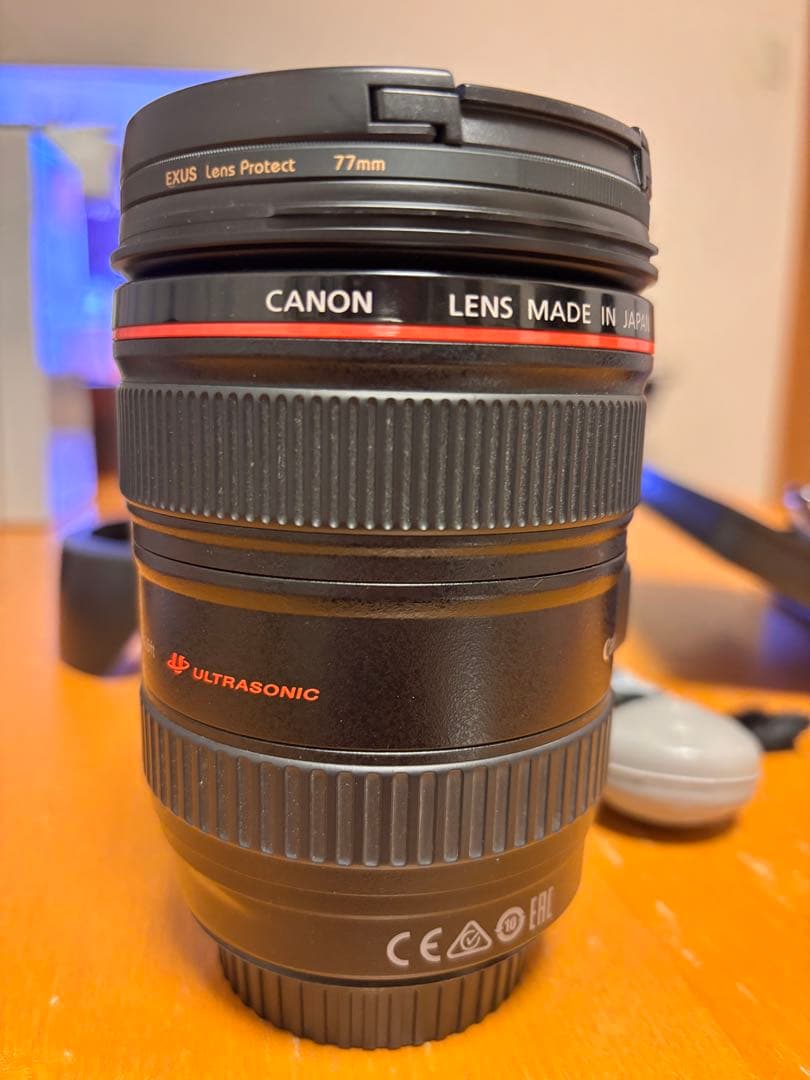 Canon EF 24-105mm f4 L IS USM レンズフィルター付属