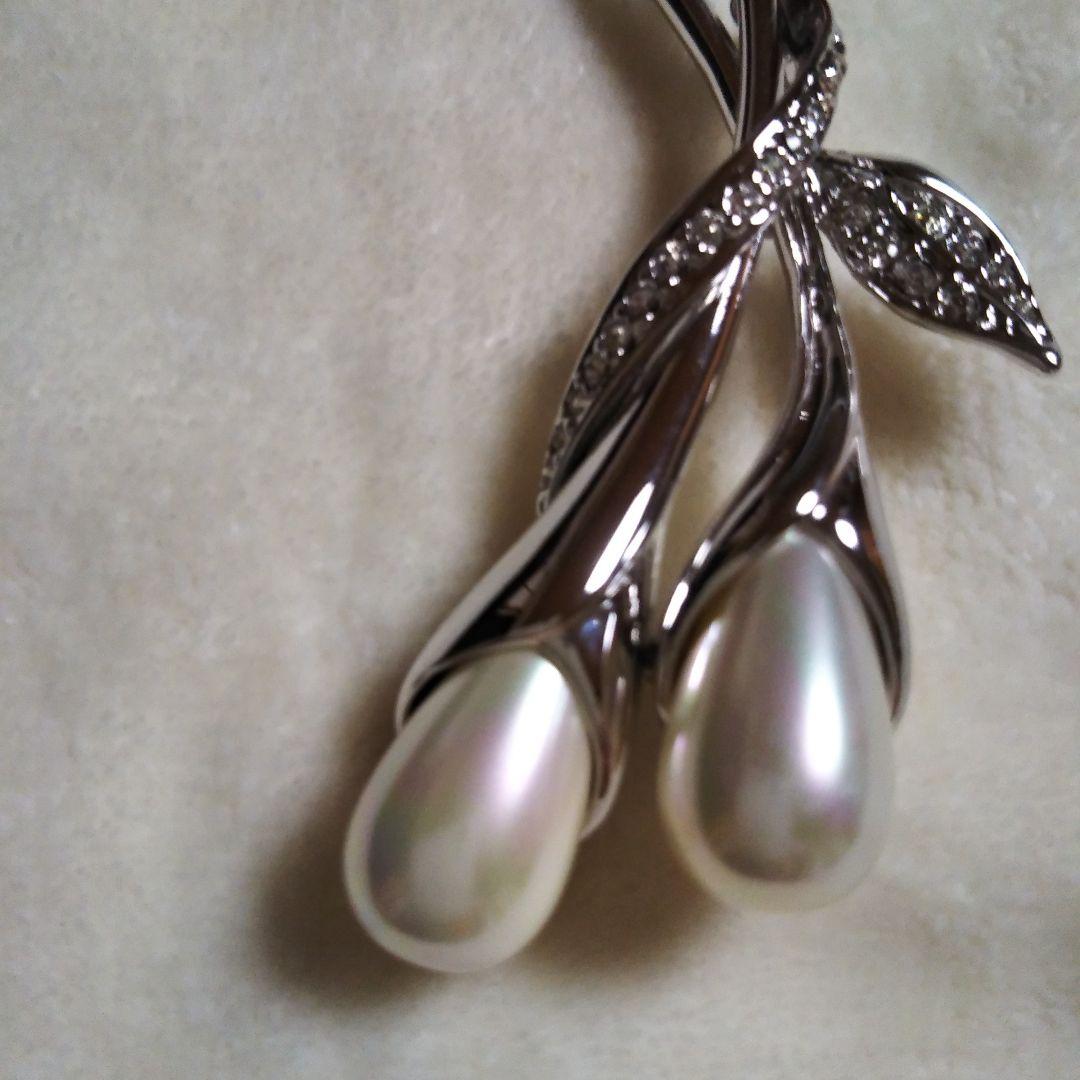 ブローチ　ヴァンドーム　カラーの花