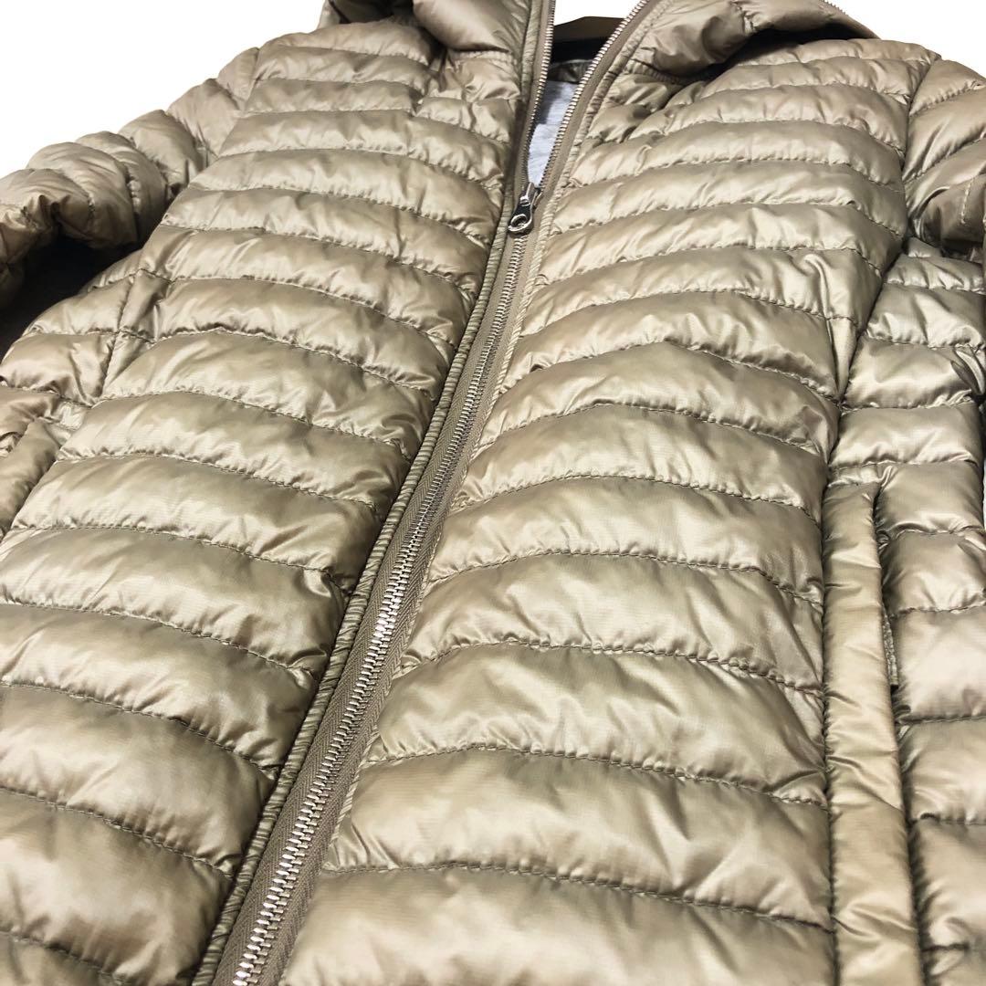 デュベティカ　ダウンジャケット　ライトダウン✨　シャンパンゴールド✨　38