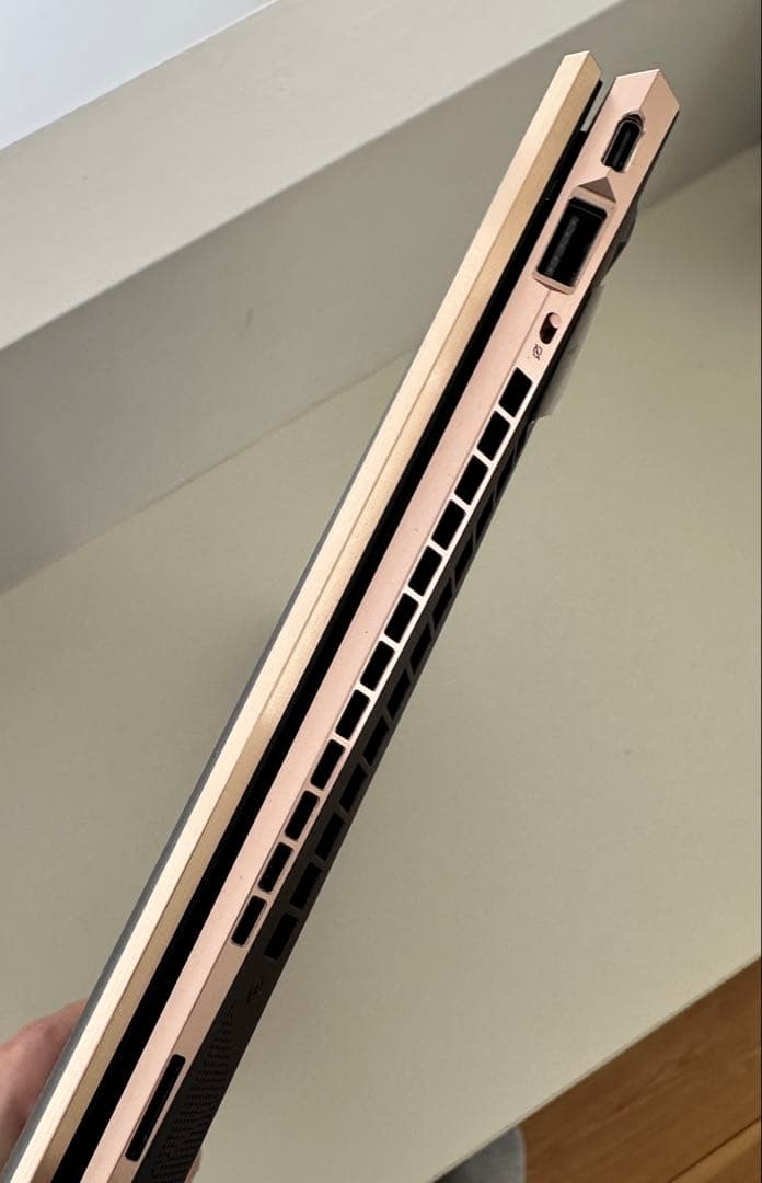 付属品完備　HP Spectre x360 15-eb 15インチ タッチ液晶