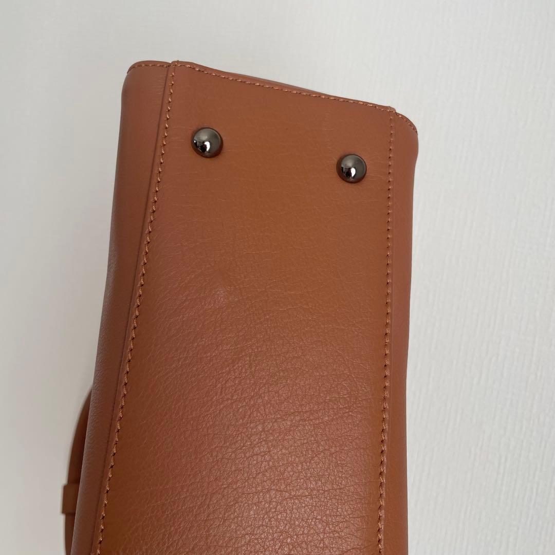 キャサリンハムネットKATHARINEHAMNETT レザートートバッグキャメル