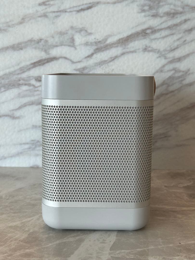 Bang & Olufsen Beolit 17 Bluetoothスピーカー