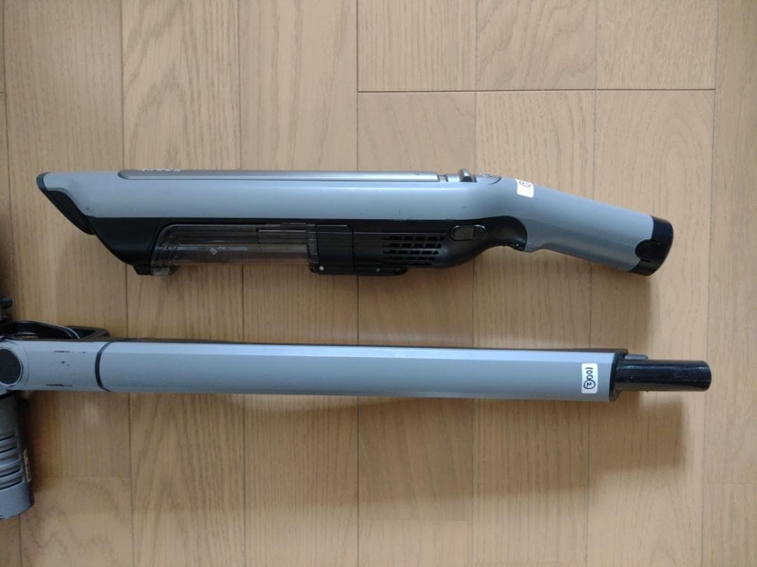 シャーク★コードレスクリーナー★CS100JGR★バッテリー新品と大差なし