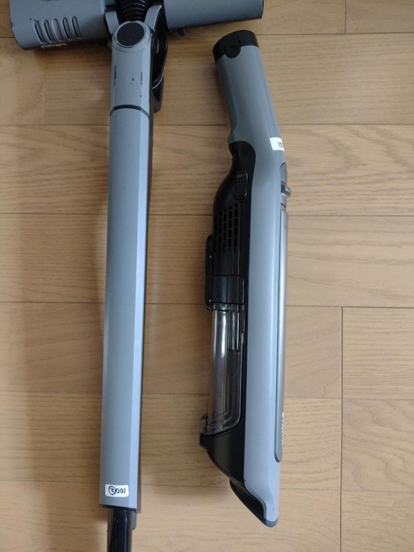 シャーク★コードレスクリーナー★CS100JGR★バッテリー新品と大差なし