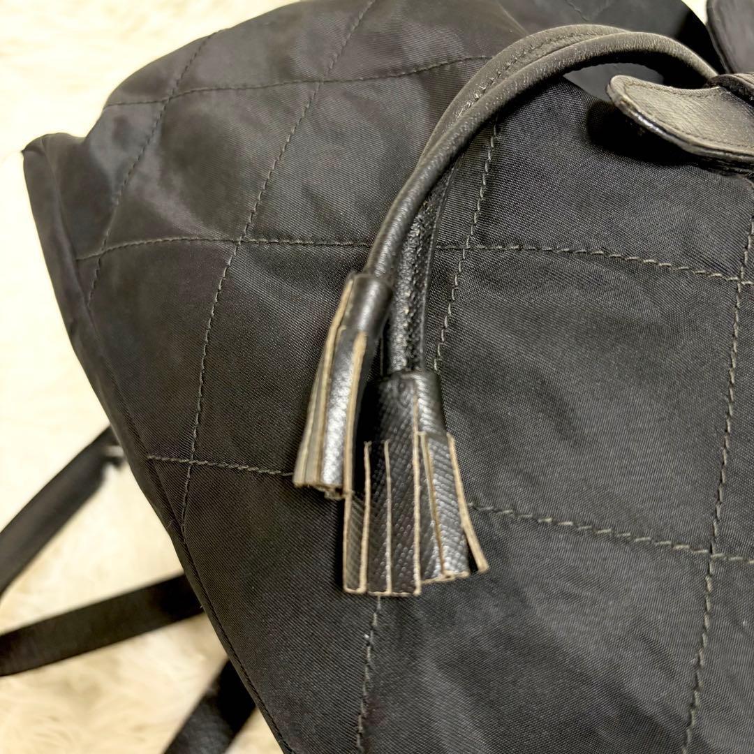 希少　PRADA キルティング　三角ロゴ　バックパック　ナイロン リュック