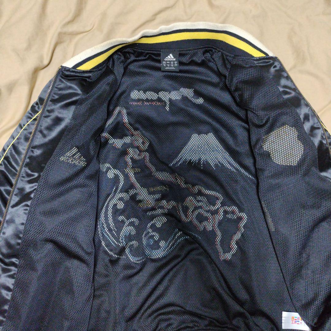 adidas スカジャン 黒/黄色 JFAエンブレム