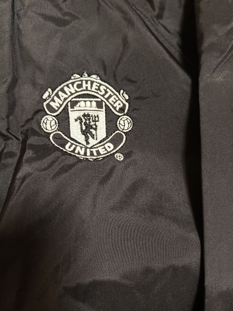 UMBRO マンチェスター・ユナイテッド ナイロンジャケット