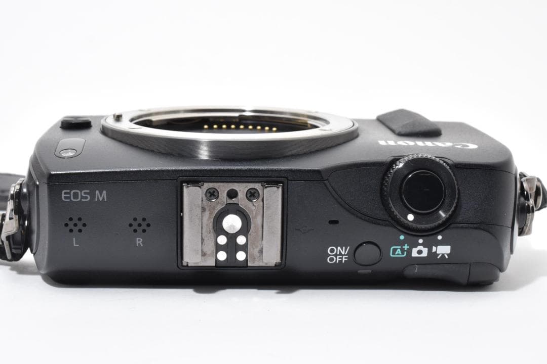 ★超美品★キャノン EOS M ボディ 90EX付き #21049