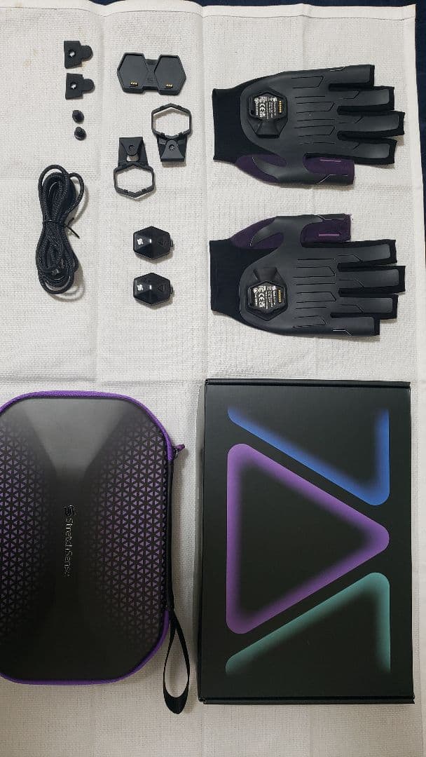 PC用ゲームコントローラー・コンバーター StretchSense Reality XR Game Glove (M)