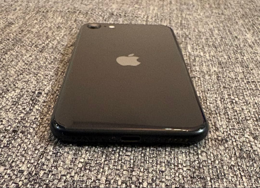 Apple iPhone SE (第3世代) ブラック 箱付き