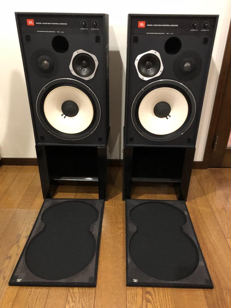 JBL 4312B MKⅡ　4312B MK2 未使用に近い美品　Ｒ側スピーカー