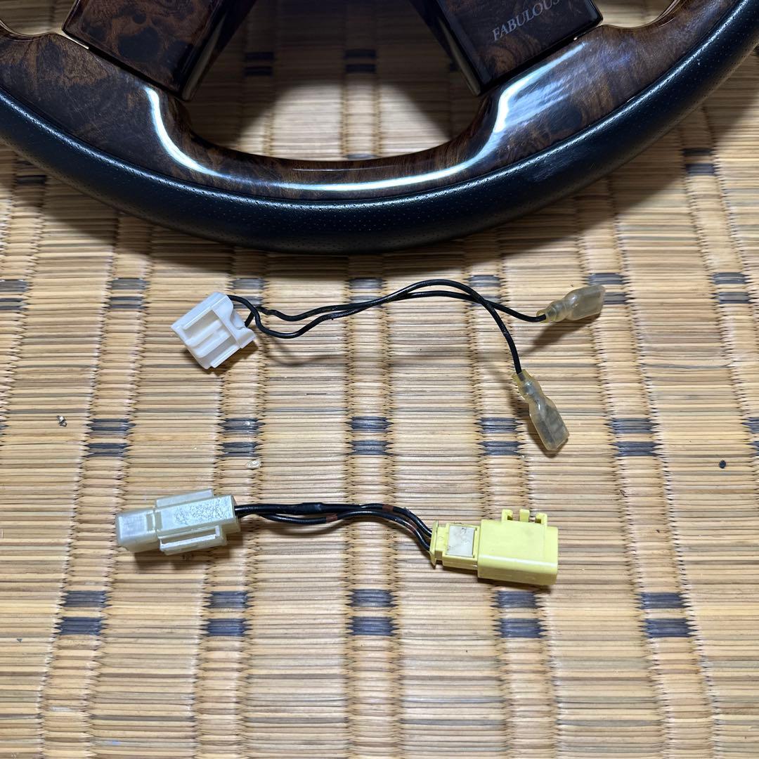 ファブレス ステアリングホイール ウッド調