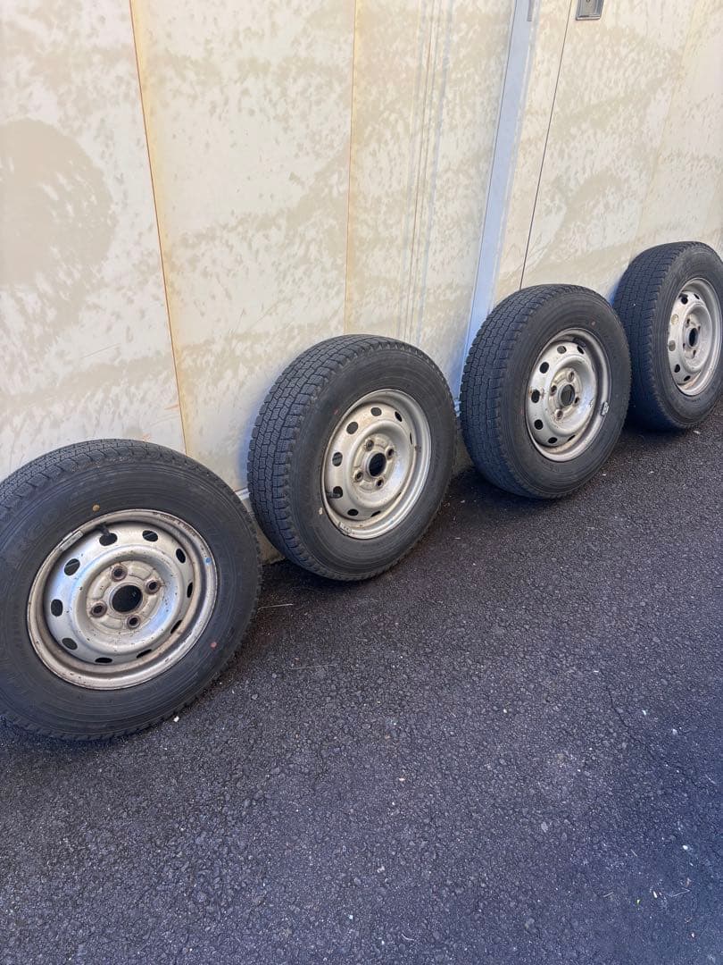 145/80r12 、2本のみ／必ず4本セットで販売（出品2と合わ せて)23年