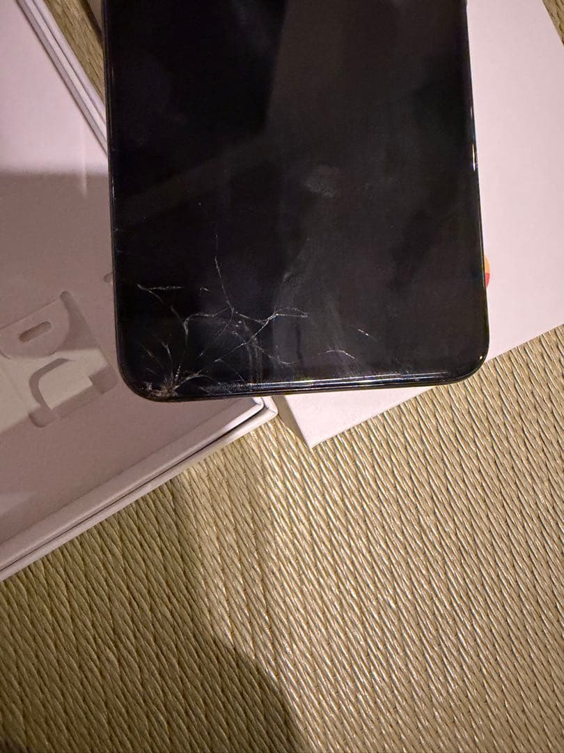 Googleピクセル4a SIMフリー 純正カバー付き