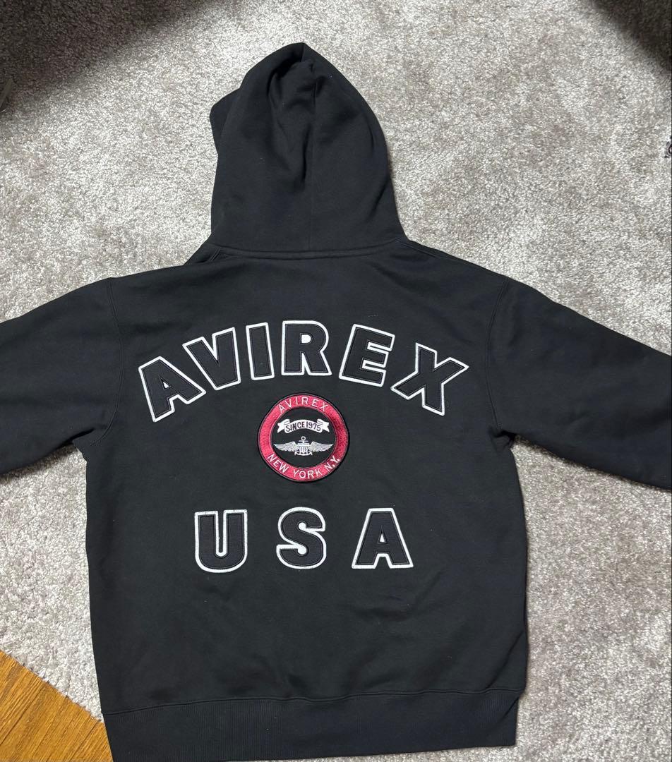 AVIREX ブラック ジップアップパーカー