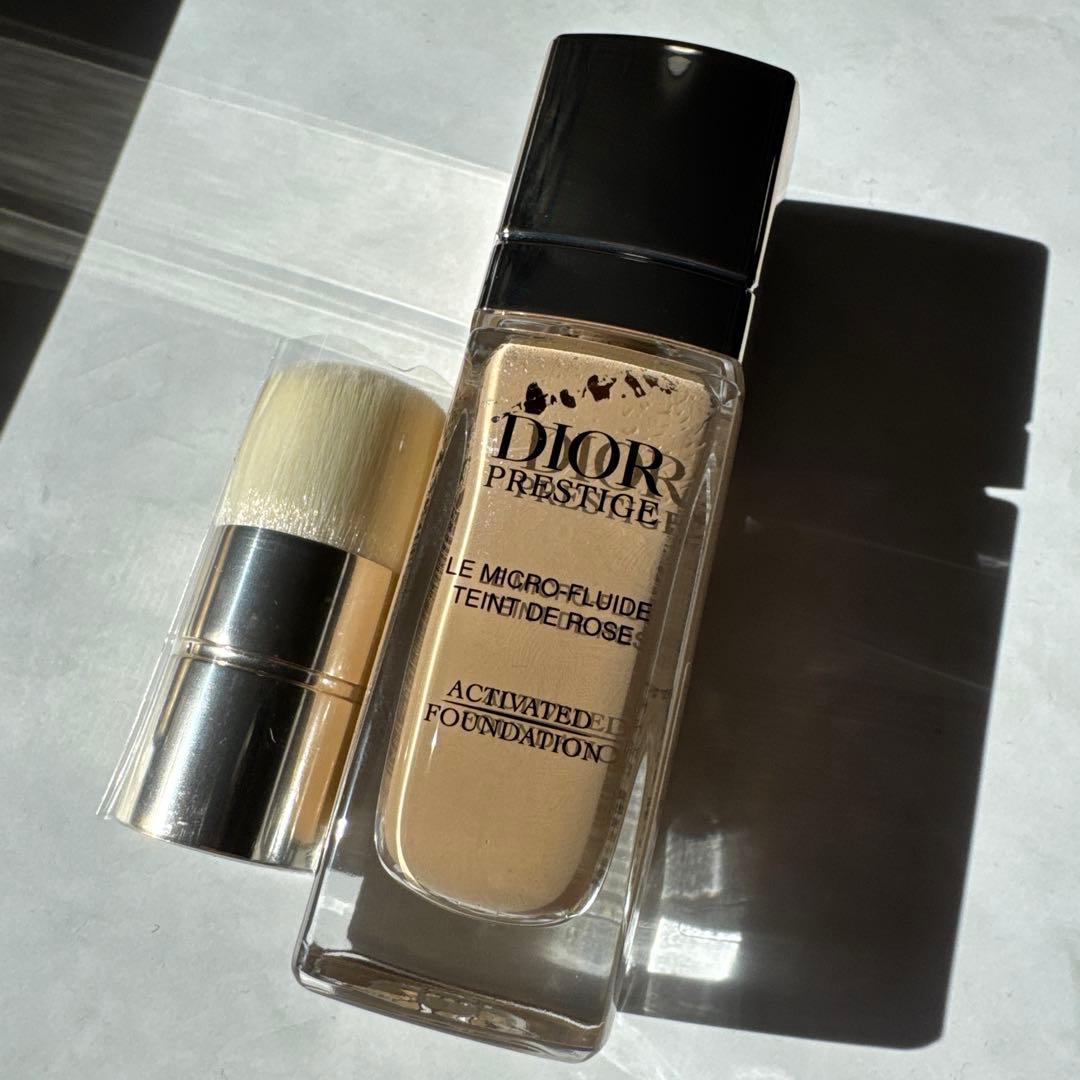 美品　ディオール　プレステージ ル マイクロ フルイド タン　2N