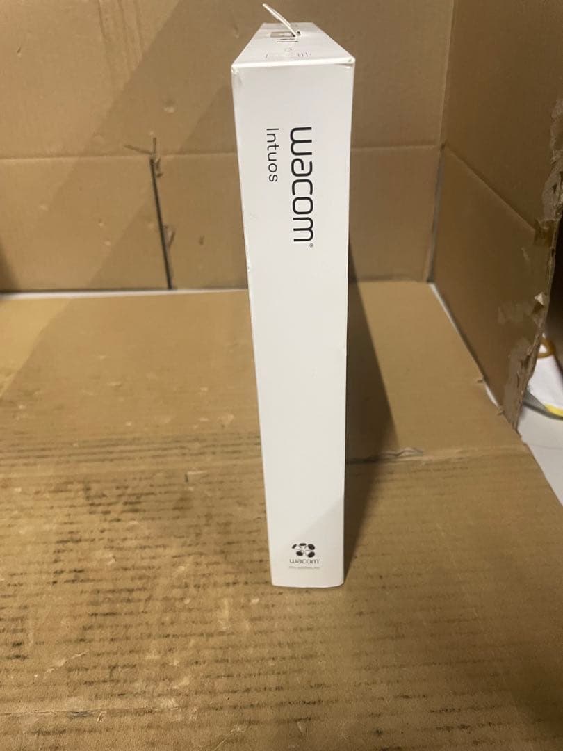 ワコム ペンタブレット Wacom Intuos Mediumワイヤレス