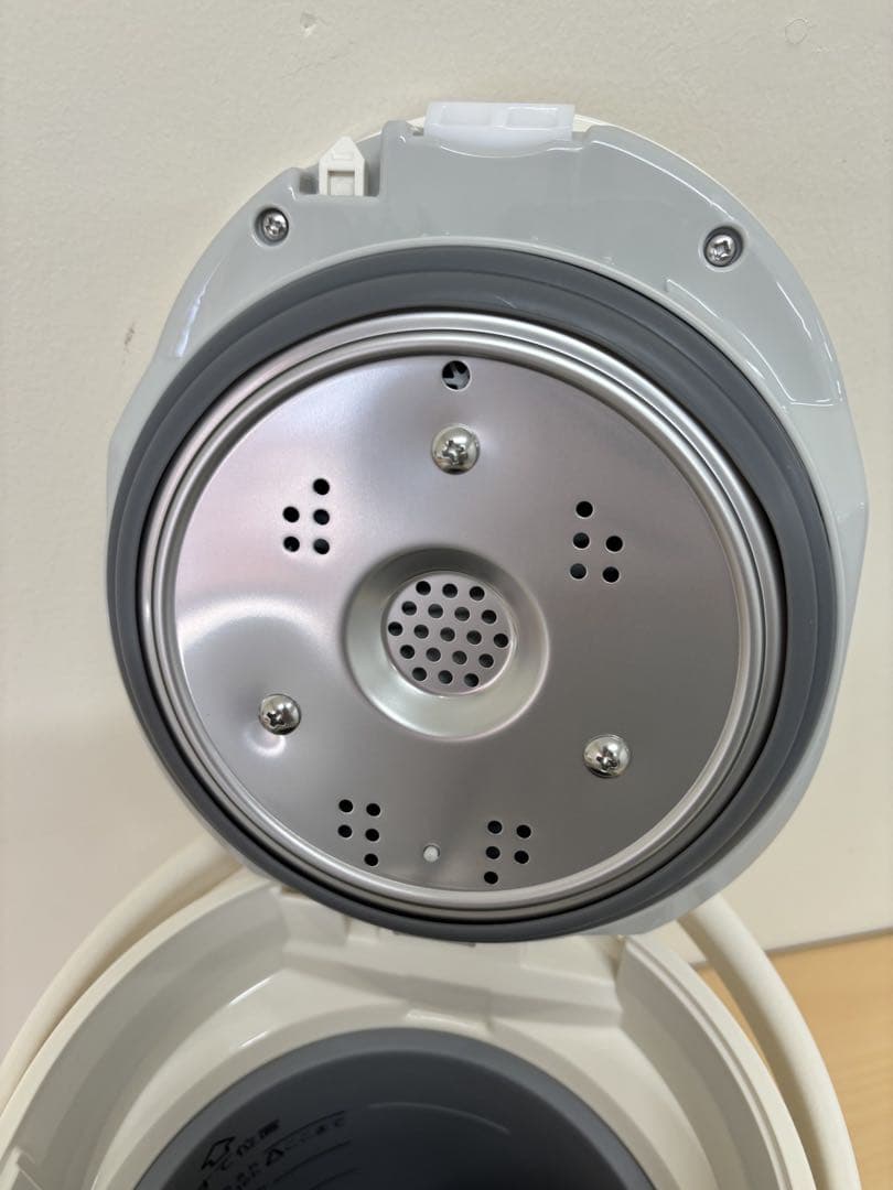 週末限定価格⭐️ 未使用品★象印【EE-MB20-WA】ホワイト スチーム式加湿器