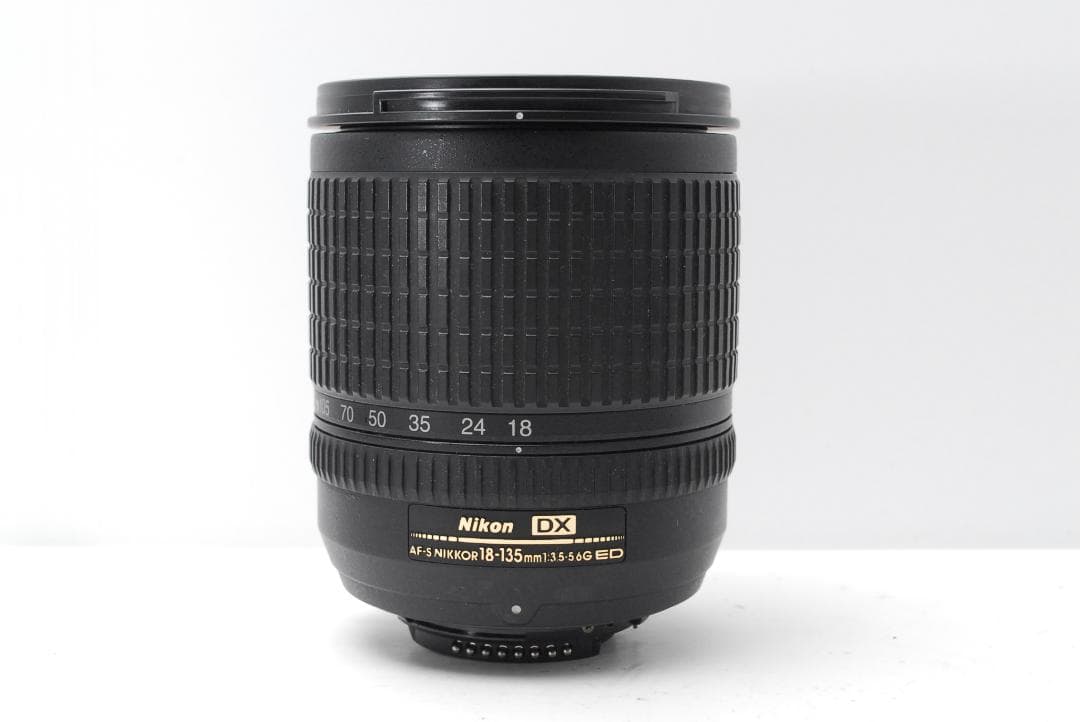 こっぺぱん　【新品級ショット数】Nikon D5300　WiFi機