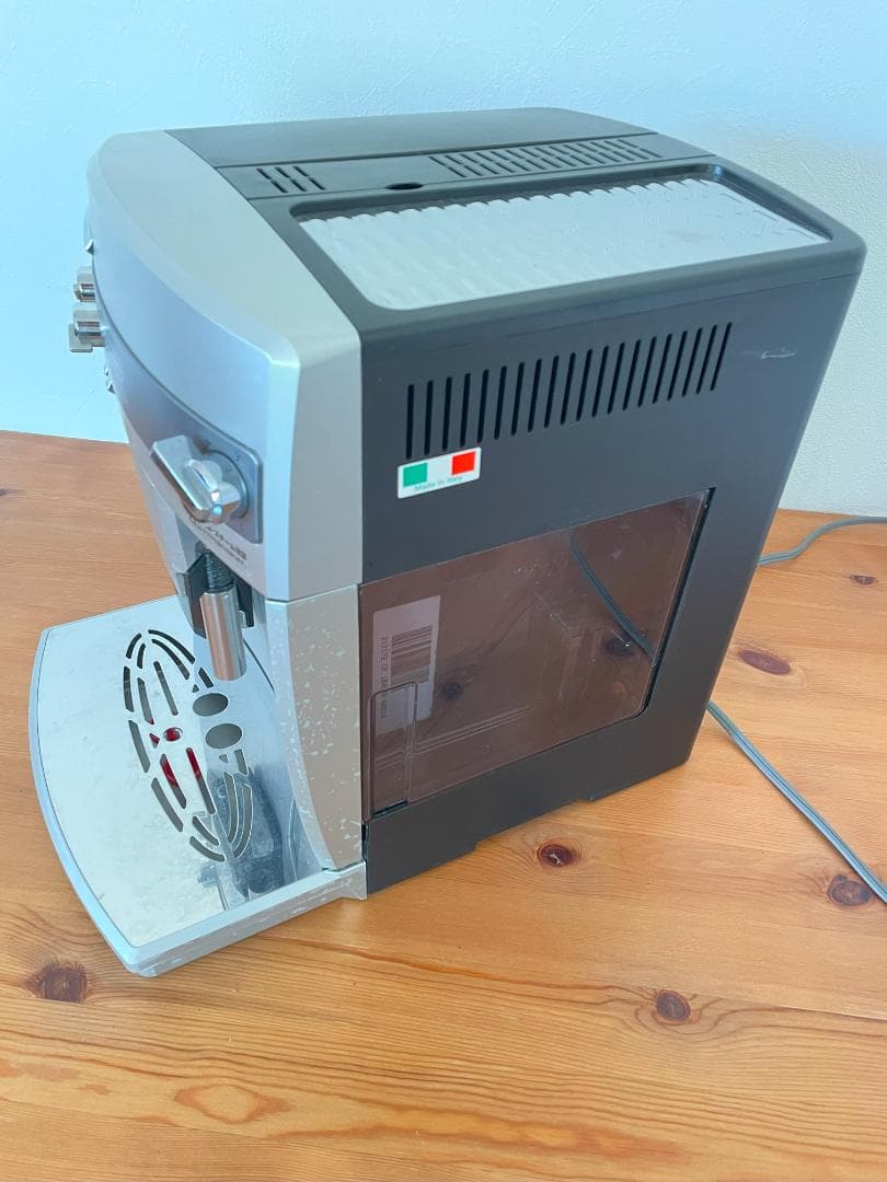 デロンギ マグニフィカ 全自動エスプレッソマシン