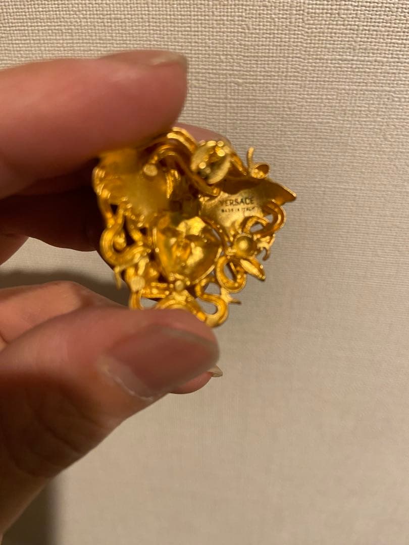 VERSACE ヴェルサーチ　メデューサヘッド ピアス片耳　本体のみ