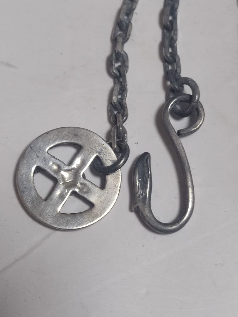 ゴローズgoro's金付きメディスンホイール＆イーグルフック＆細角チェーン