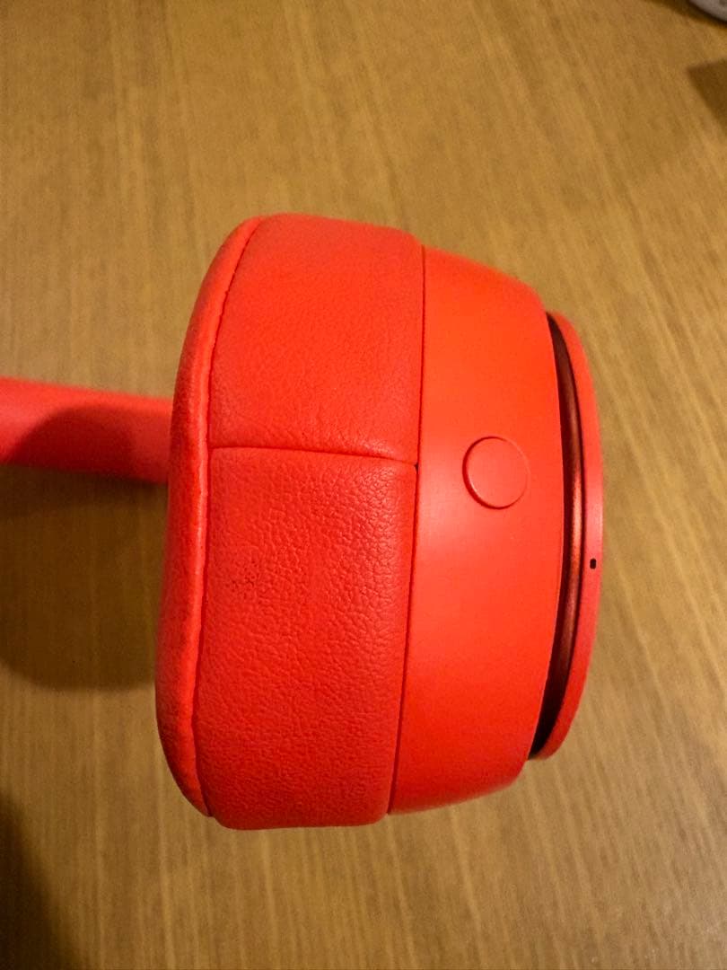 ヘッドホン beats Solo Pro