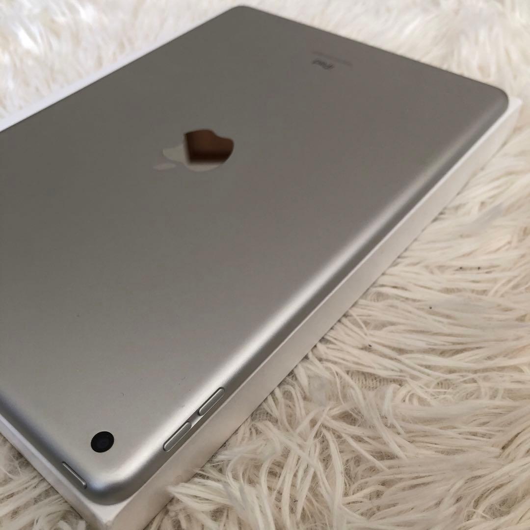 【美品】iPad 第9世代 256GB Wi-Fi 【すぐ発送】