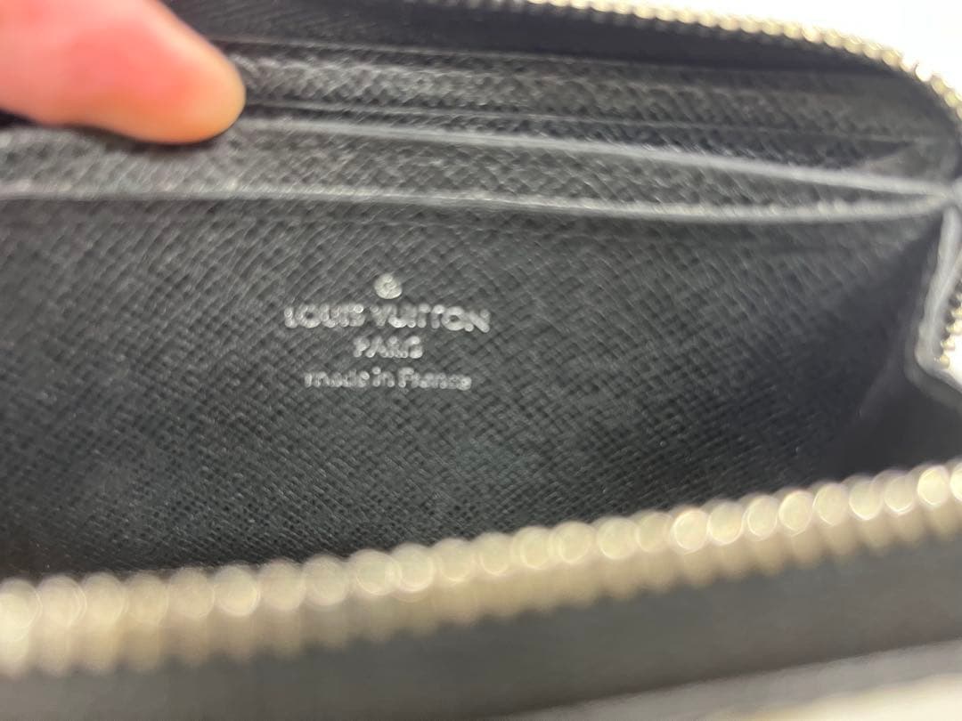 LOUIS VUITTON 黒 レザー ケース