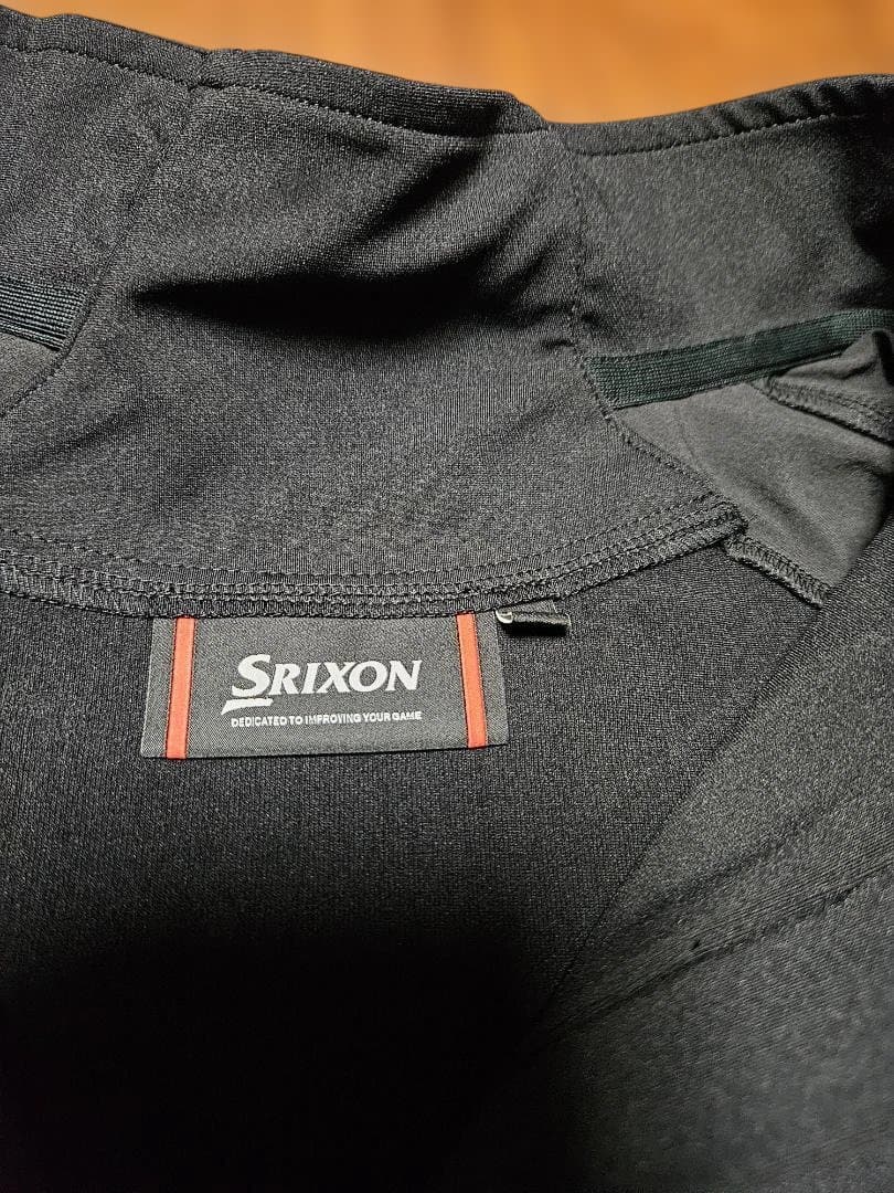 k*6様 松山選手モデルSrixonカラーブロックハーフジップアップジャケットs