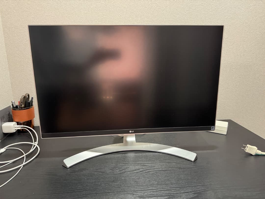 【いそよかこ】LG 27UD88-W 27インチ 4K ディスプレイ