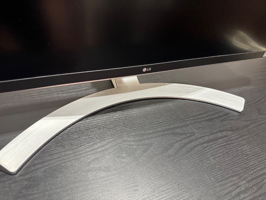 【いそよかこ】LG 27UD88-W 27インチ 4K ディスプレイ