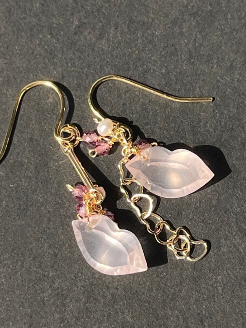 skygray14kgf ローズクォーツ リップカービングコンケーブ