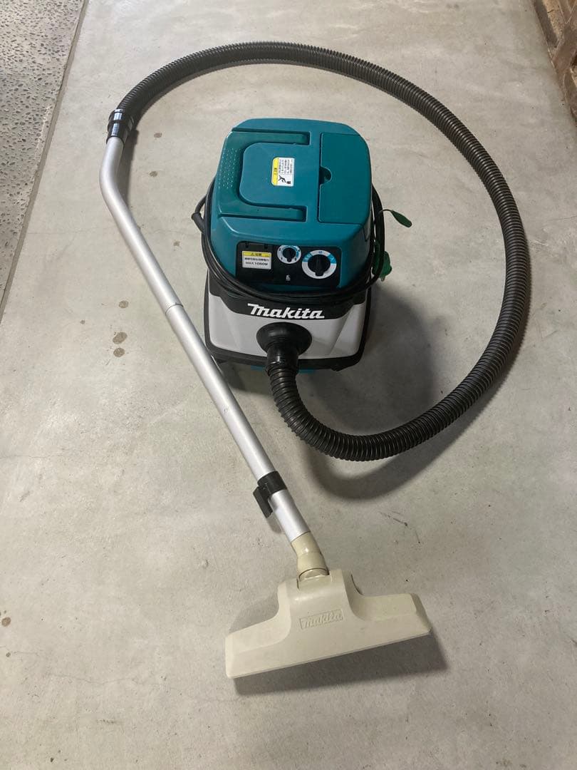 Makita業務用乾湿両用集塵機483