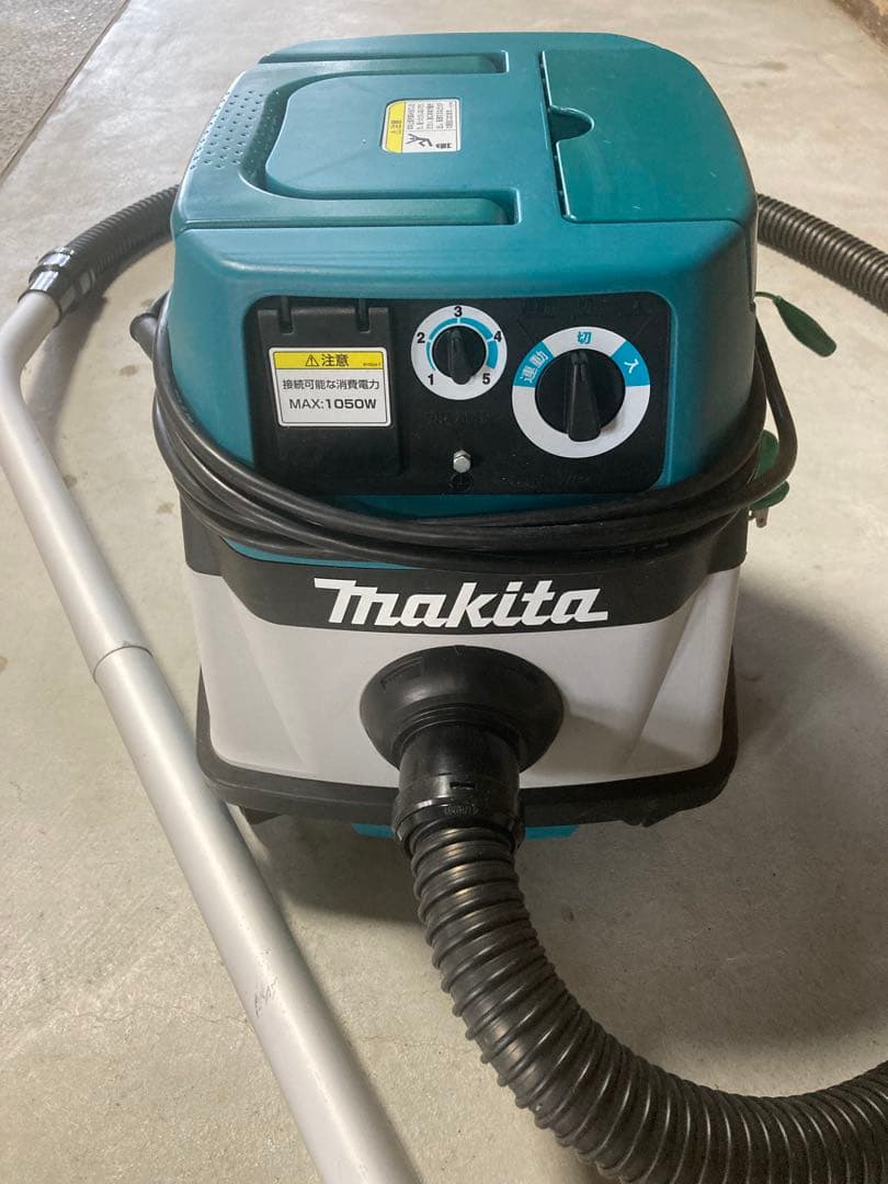 Makita業務用乾湿両用集塵機483