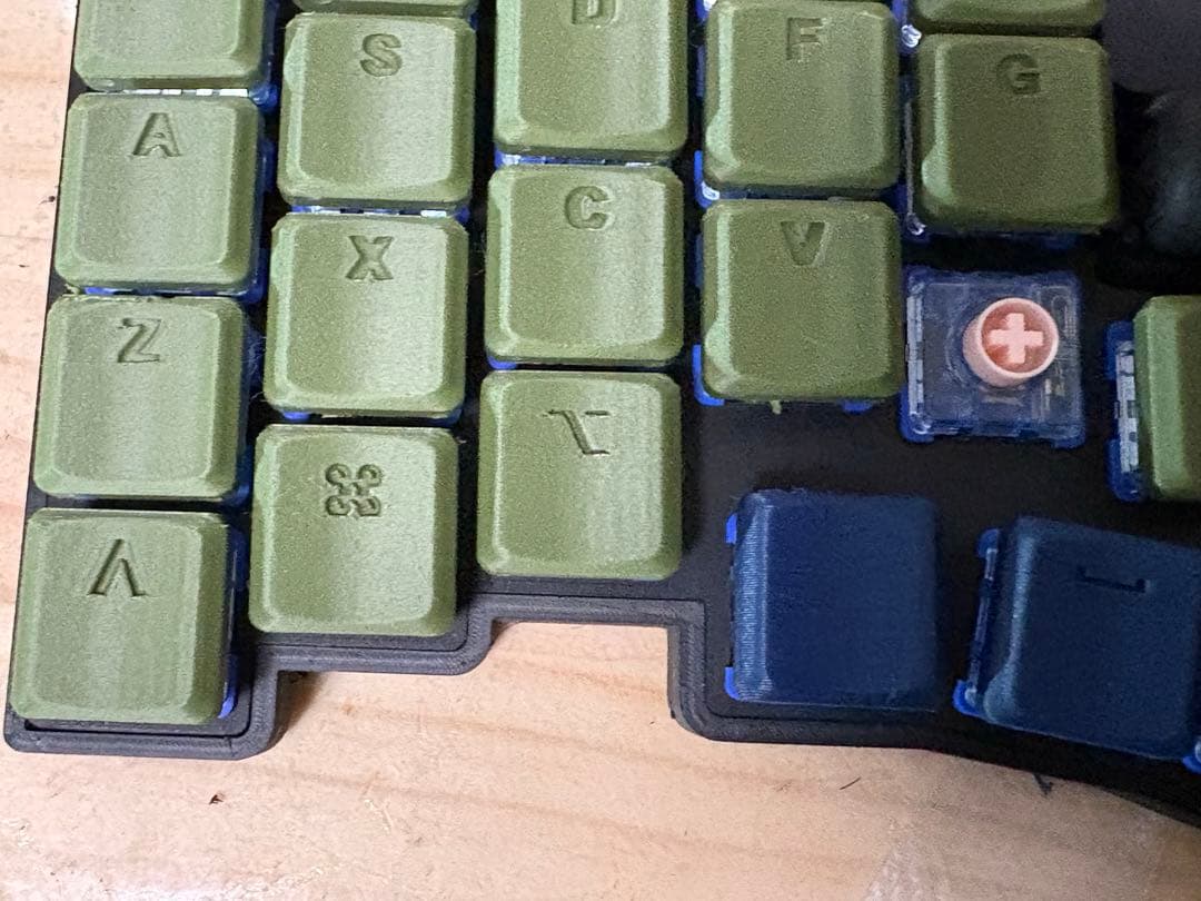 sak 17mm狭ピッチ 無線KeyballBLE 完成品 カスタム可能