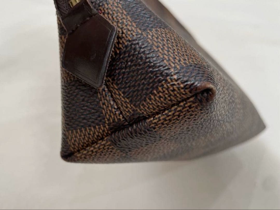 ルイ・ヴィトンポーチのポシェット・コスメティック PM