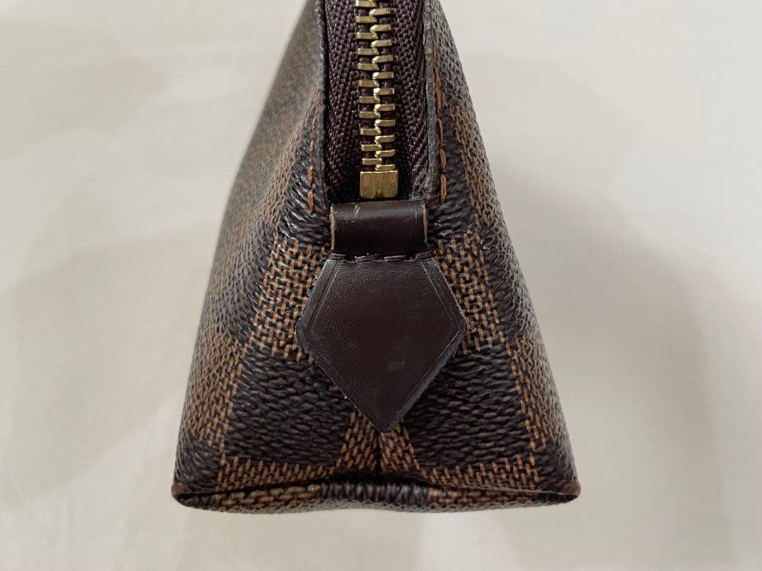 ルイ・ヴィトンポーチのポシェット・コスメティック PM