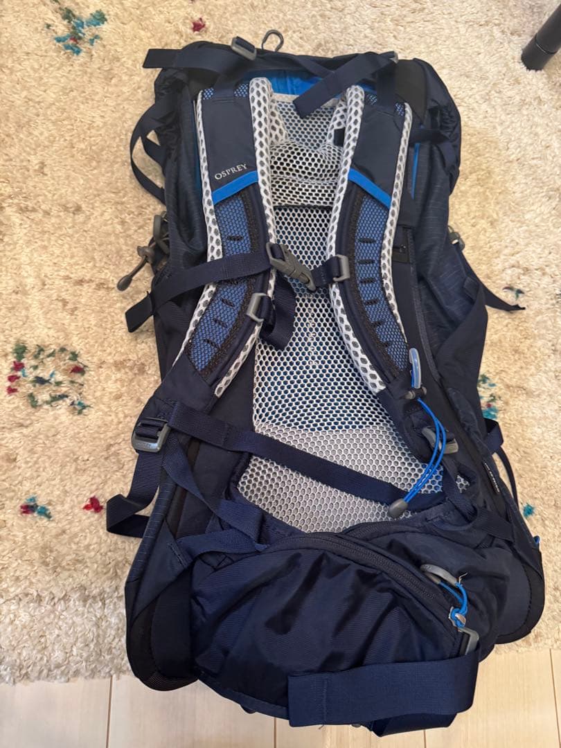 OSPREY STRATOS 26 バックパック ネイビー