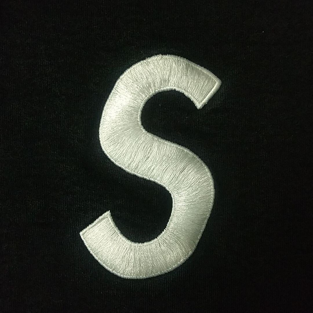 人気サイズ・デザイン☆シュプリーム 刺繍 Sロゴ パーカー バイカラー XL相当