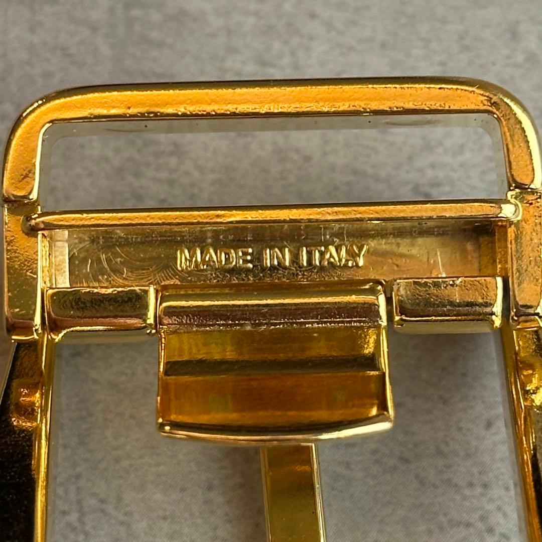 BURBERRY ゴールドバックル　レザーベルト　交換用バックル付属