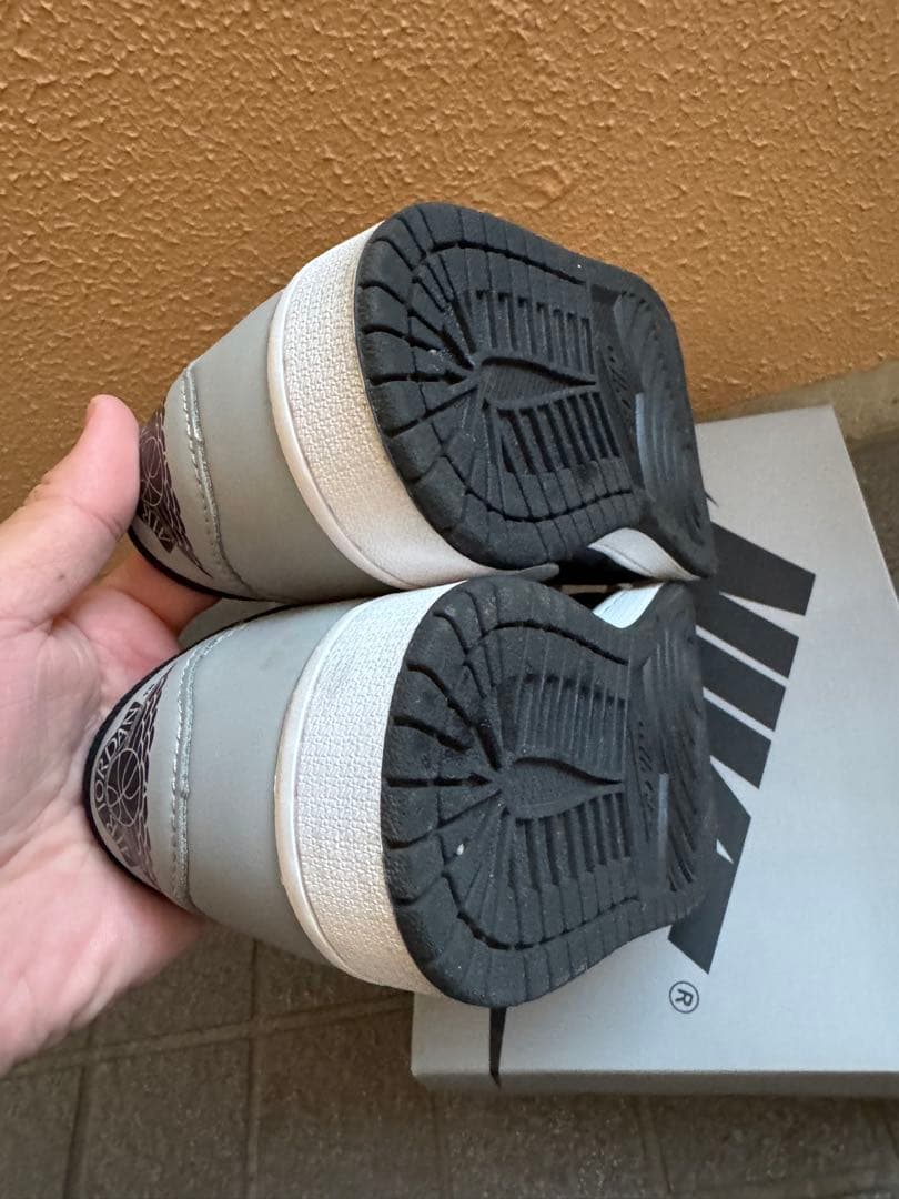 Nike Air Jordan 1 Low シャドウ