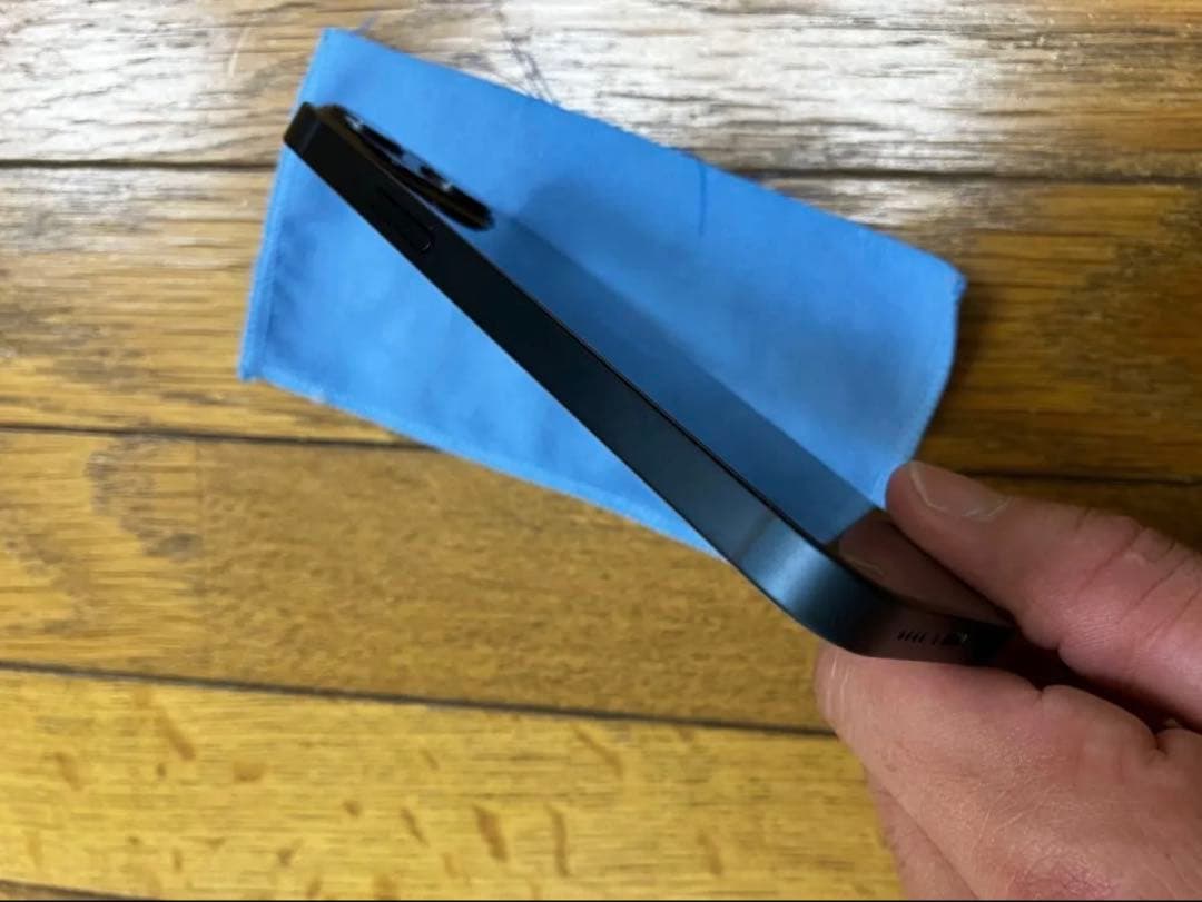 iPhone 13mini SIMフリー　128GB ミッドナイトブルー