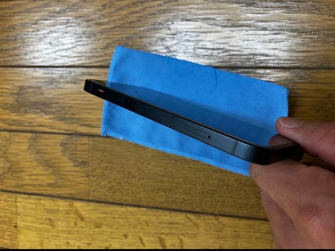 iPhone 13mini SIMフリー　128GB ミッドナイトブルー