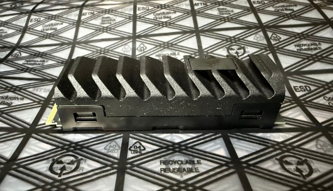 CORSAIR MP600 PRO XT 2TB Gen4 動作良好