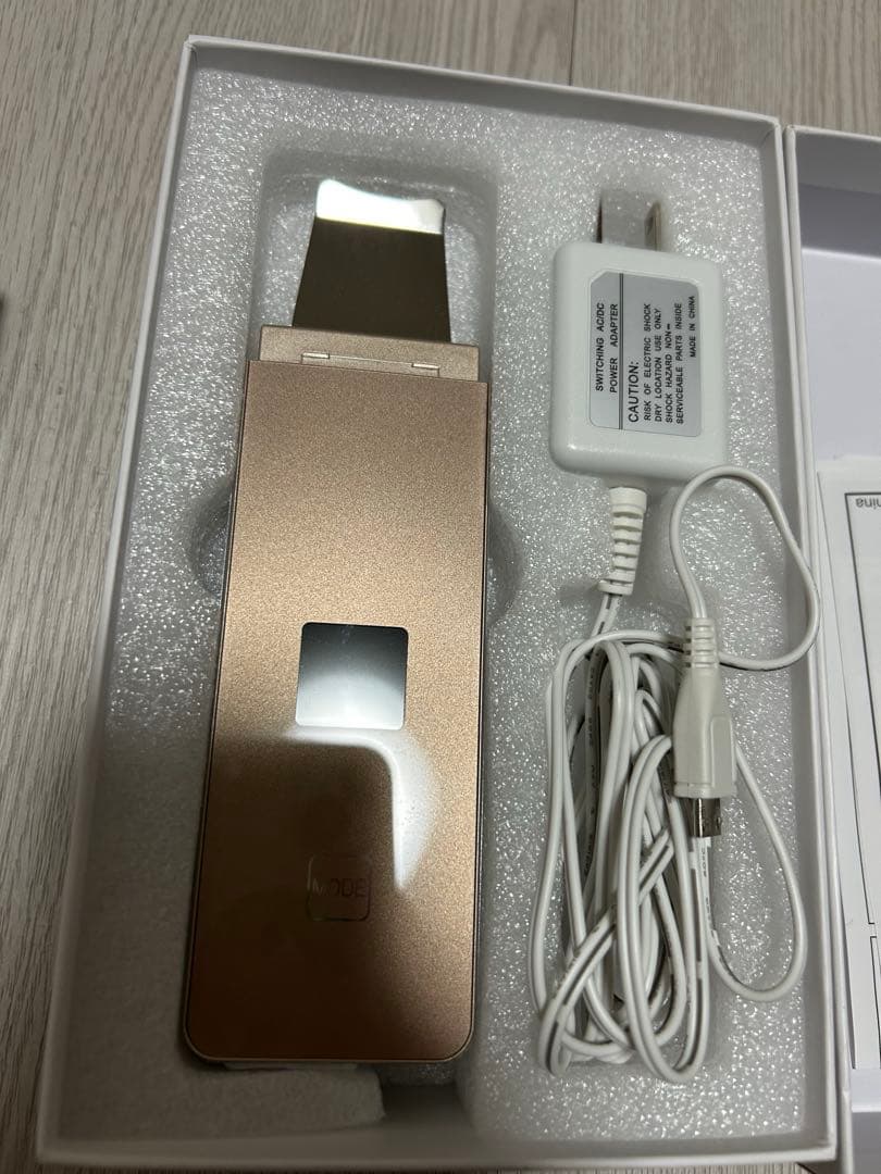 エステサロン級美顔器　スマートピール ネオ