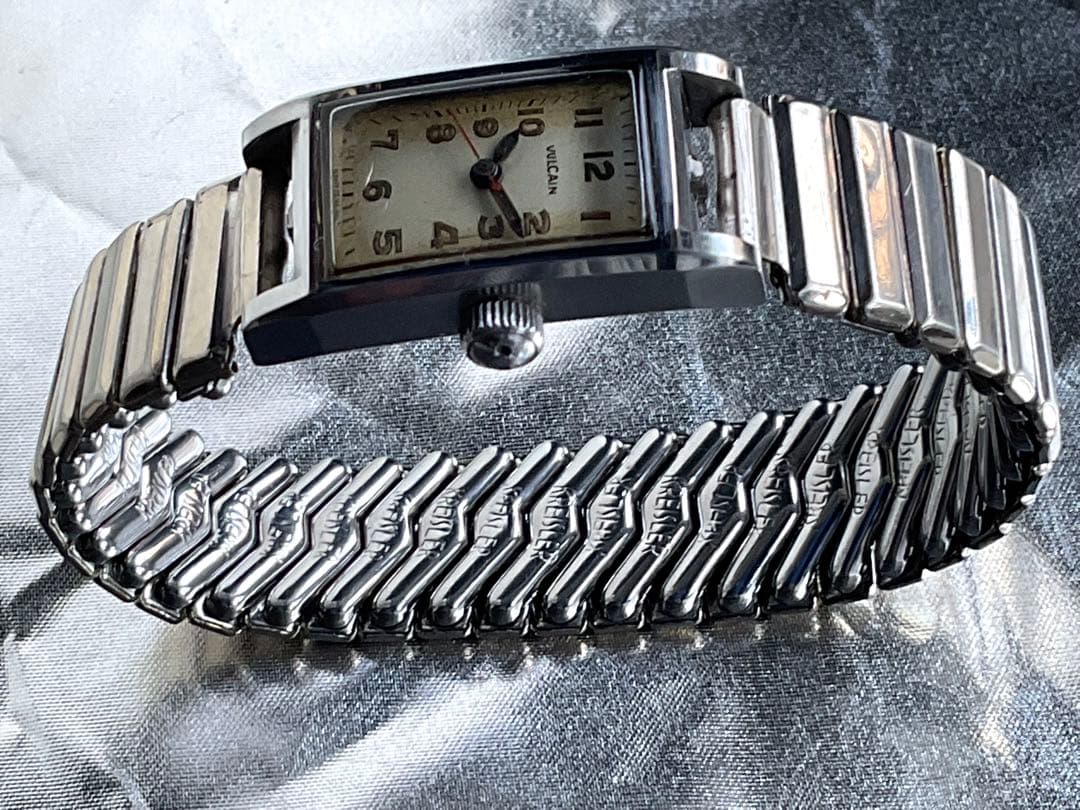 ★玄人マニア御用達❣️1950年代OLD.VULCAIN★レクタンケース稼働OK❣️