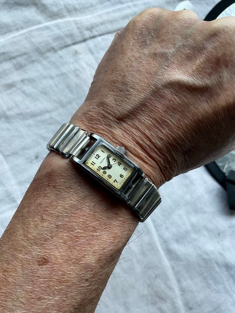 ★玄人マニア御用達❣️1950年代OLD.VULCAIN★レクタンケース稼働OK❣️