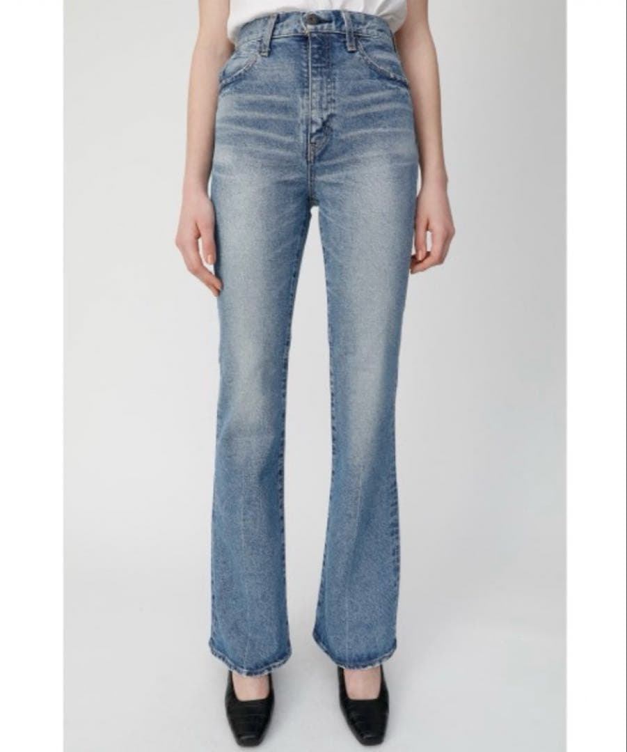 【美品】MOUSSY MVS FLARE 25インチ　フレアデニム
