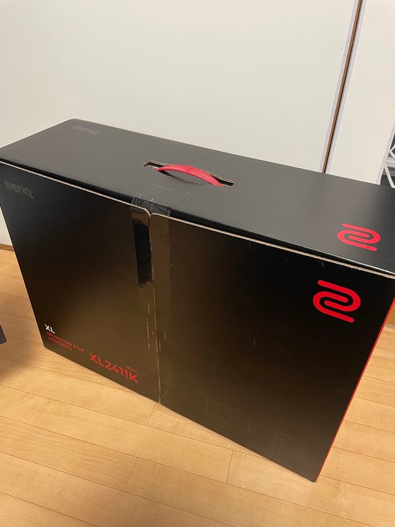 BenQ ZOWIE XL2411K ゲーミングモニター　24インチ 144Hz